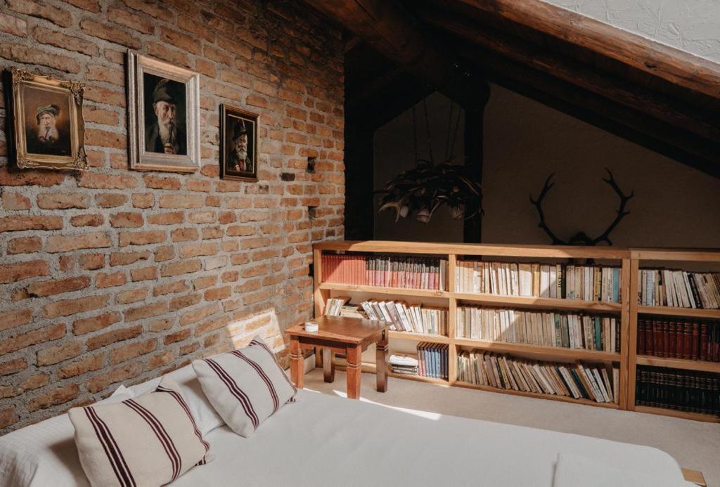 Honey Home Bistrita  Exterior photo