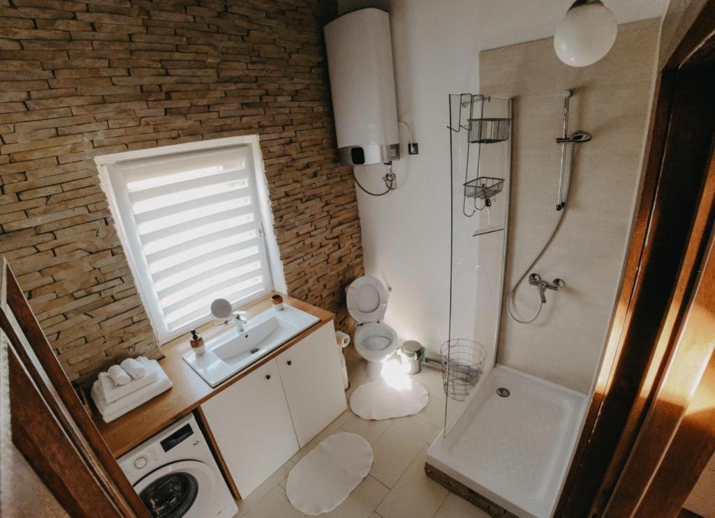 Honey Home Bistrita  Exterior photo